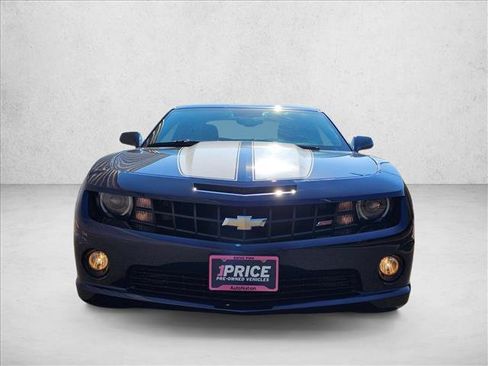 Used 2010 Chevrolet Camaro SS w/ RS Package RWD image 2