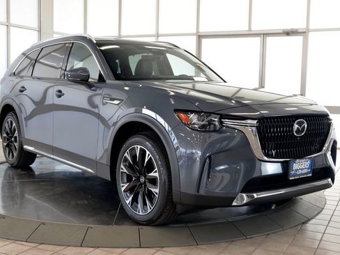 Certified 2026 MAZDA CX-90 Plug-In Hybrid w/ Premium Plus AWD/4WD image 2