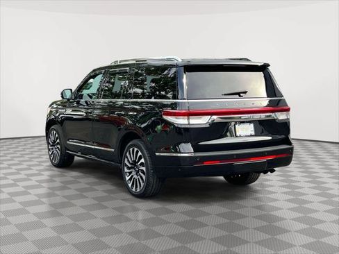 Used 2024 Lincoln Navigator Black Label AWD/4WD image 7