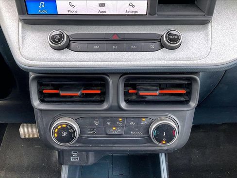 Used 2023 Ford Maverick XLT FWD image 18