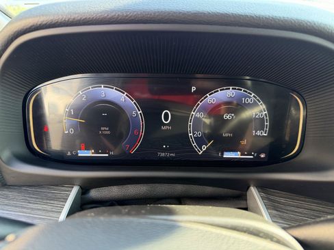 Used 2024 Jeep Wagoneer Series III AWD/4WD image 30