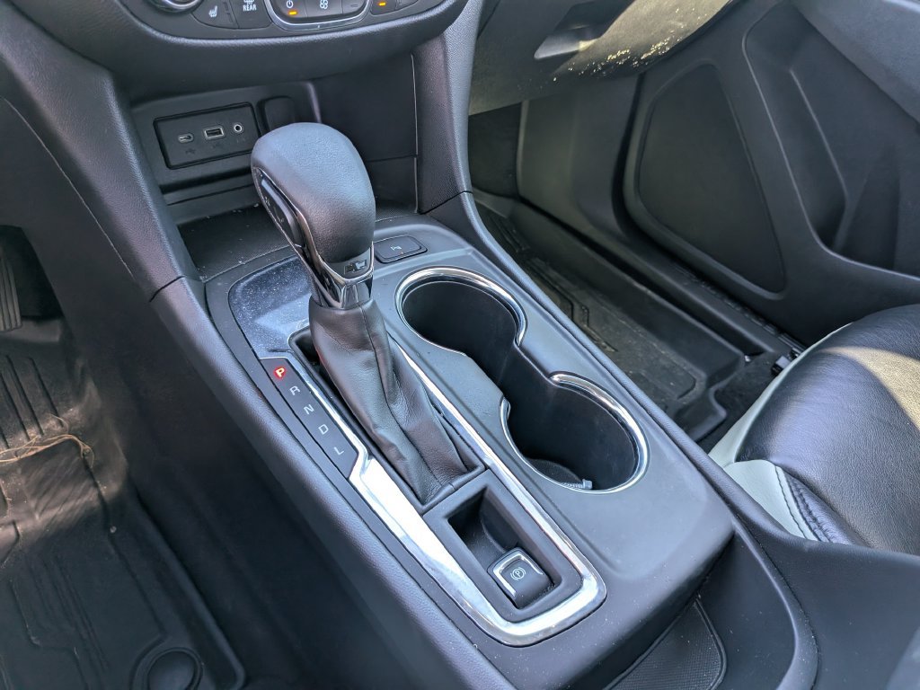 Used 2023 Chevrolet Equinox LT FWD image 28
