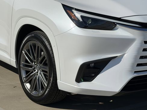 New 2026 Lexus TX 350 AWD image 4