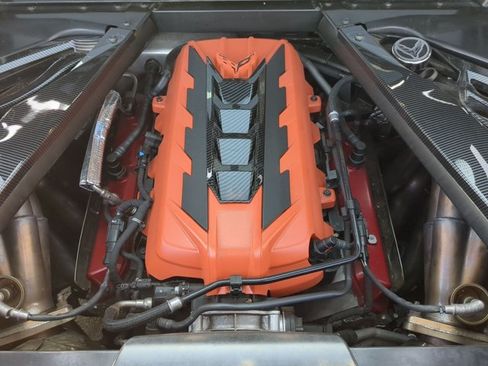 Used 2020 Chevrolet Corvette Stingray Preferred Cpe w/ 2LT Preferred Equipment Group RWD image 19