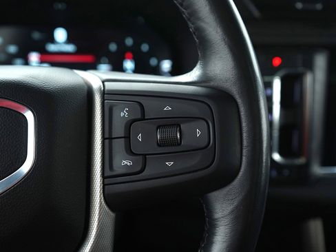 Used 2023 GMC Yukon XL Denali image 29