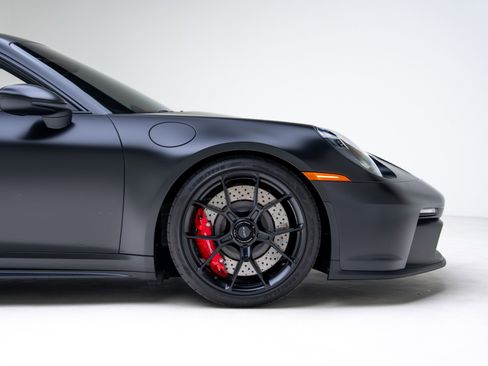 Used 2022 Porsche 911 GT3 image 21