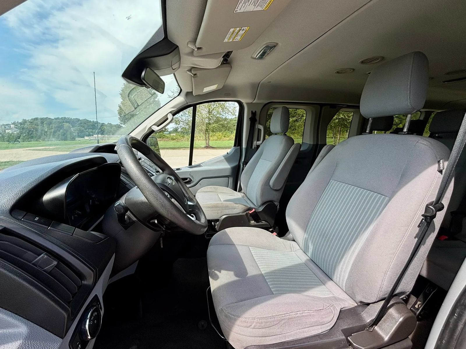 Used 2016 Ford Transit 350 XLT RWD image 13