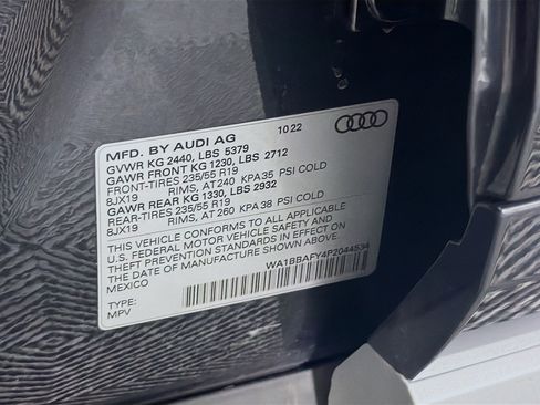 Used 2023 Audi Q5 2.0T Premium Plus w/ Premium Plus Package AWD/4WD image 12