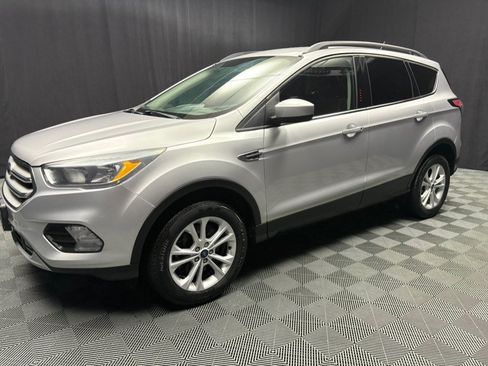 Used 2018 Ford Escape SE AWD/4WD image 14