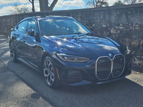 Used 2024 BMW i4 eDrive40 w/ M Sport Package image 10