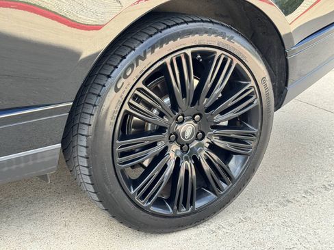 Used 2019 Land Rover Range Rover Long Wheelbase Supercharged AWD/4WD image 34