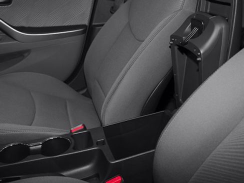 Used 2013 Hyundai Elantra Limited image 19