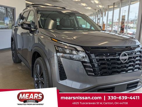 New 2026 Nissan Pathfinder SL w/ SL Premium Package image 1