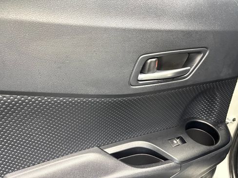 Used 2018 Toyota C-HR XLE image 29