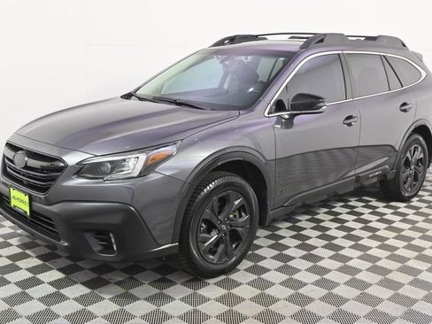 Used 2022 Subaru Outback Onyx Edition XT image 2