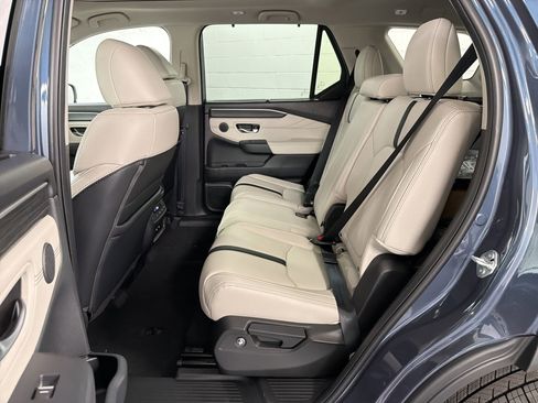New 2026 Honda Pilot Touring image 12