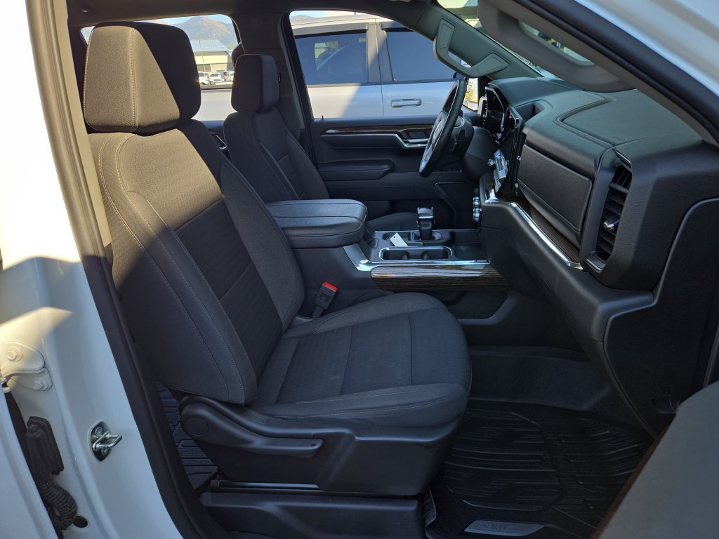 Used 2023 GMC Sierra 1500 Elevation AWD/4WD image 17