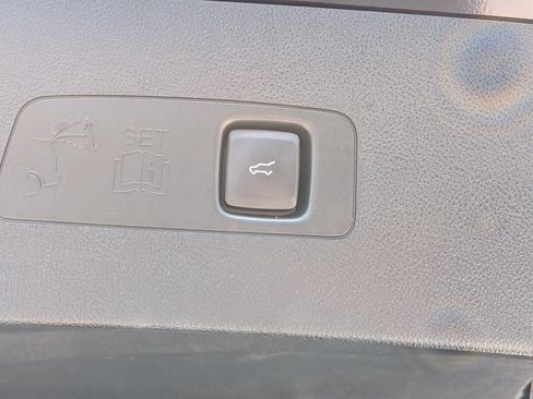 Used 2021 Lincoln Corsair Reserve FWD image 14