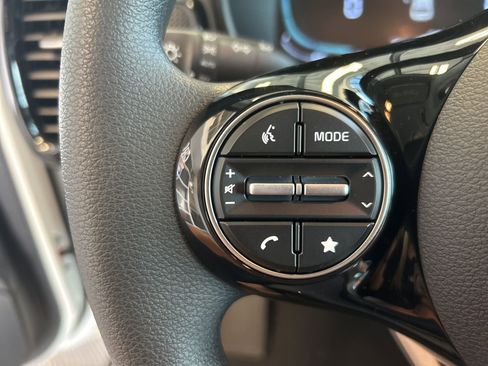 New 2025 Kia Soul S image 19