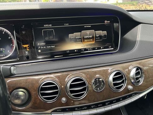 Used 2014 Mercedes-Benz S 550 Sedan image 9