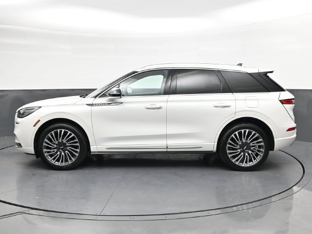 Used 2020 Lincoln Corsair Reserve w/ Appearance Package FWD image 9
