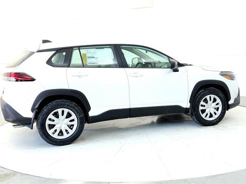 New 2026 Toyota Corolla Cross L image 6