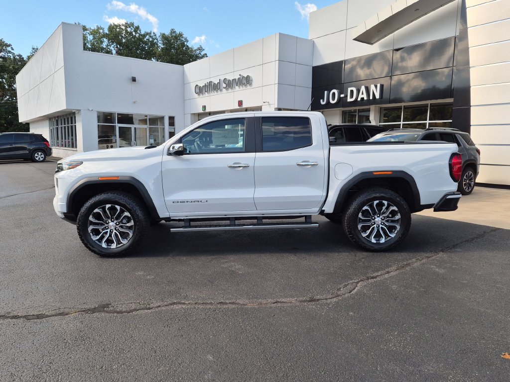New 2026 GMC Canyon Denali AWD/4WD image 13