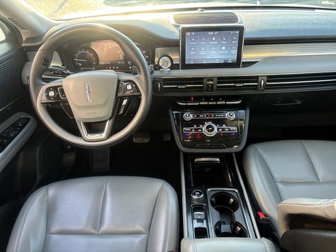 Used 2022 Lincoln Corsair FWD image 28