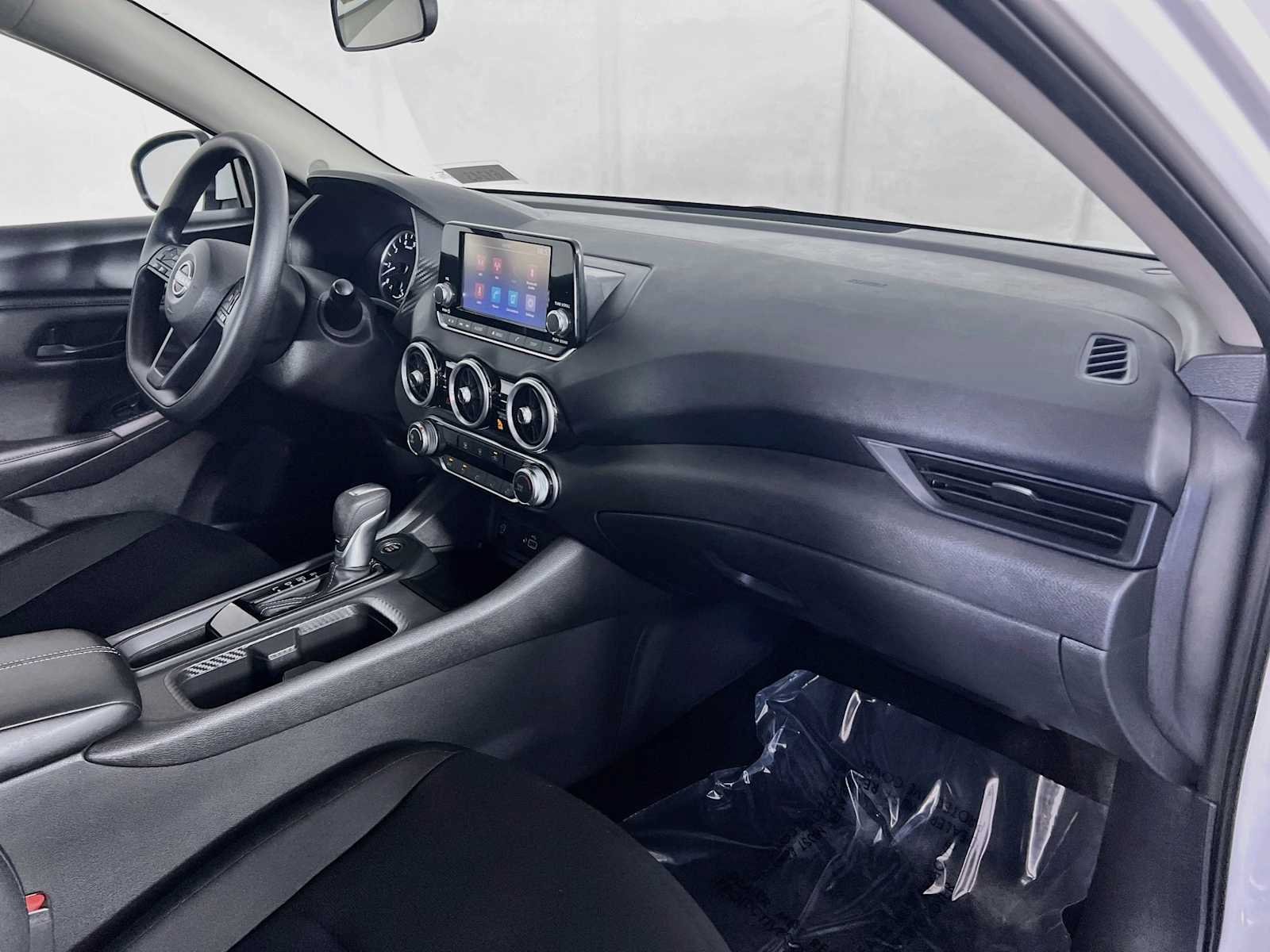 Used 2025 Nissan Sentra S FWD image 27