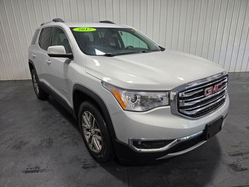 Used 2017 GMC Acadia SLE AWD/4WD image 2