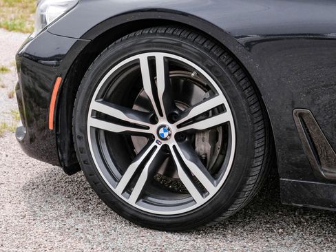 Used 2018 BMW 740i image 65