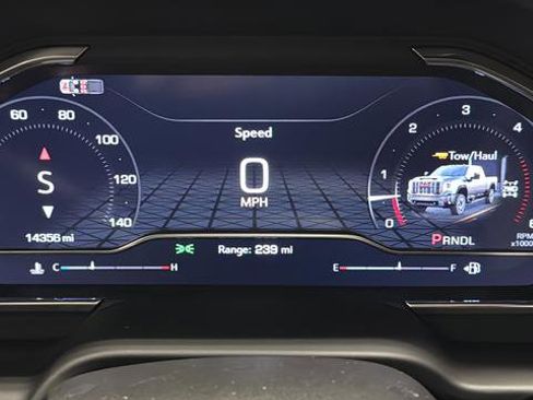 Used 2025 GMC Sierra 2500 Denali Ultimate w/ Max Trailering Package AWD/4WD image 17