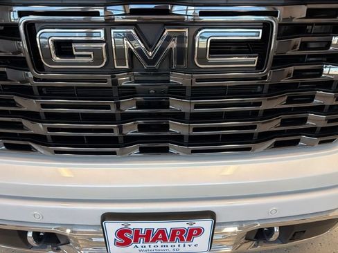 Used 2024 GMC Sierra 1500 Denali Ultimate AWD/4WD image 14