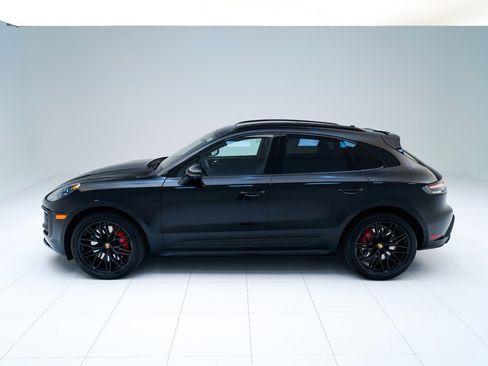 Used 2022 Porsche Macan GTS image 2