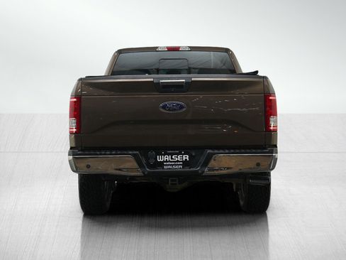 Used 2016 Ford F150 XLT w/ Equipment Group 302A Luxury AWD/4WD image 4