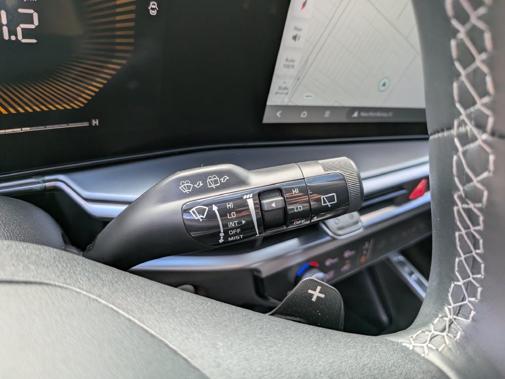 Certified 2026 Kia Sorento EX w/ EX Premium Package FWD image 35