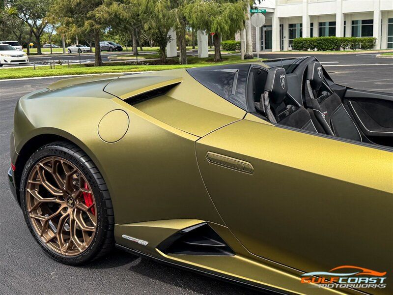 Used 2022 Lamborghini Huracan EVO RWD image 55