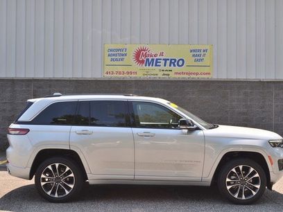 Used 2022 Jeep Grand Cherokee Overland w/ Luxury Tech Group IV