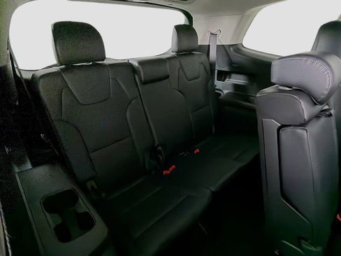 Used 2020 Kia Telluride EX image 29