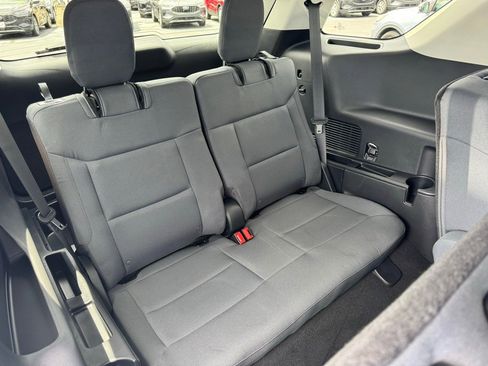 New 2025 Ford Explorer Active image 29