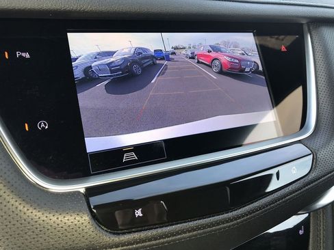 Used 2023 Cadillac XT5 Premium Luxury AWD/4WD image 17