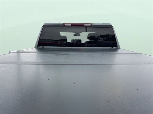 Used 2024 Chevrolet Silverado 2500 Custom w/ Custom Value Package image 8