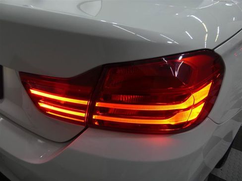 Used 2016 BMW 435i Convertible image 15