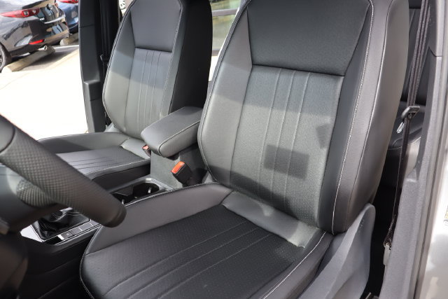 Used 2022 Volkswagen Tiguan SE R-Line FWD image 10