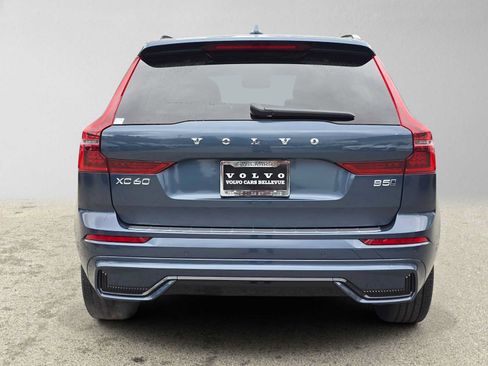 Used 2026 Volvo XC60 B5 Plus w/ Climate Package AWD/4WD image 4