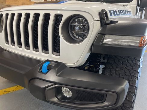 Used 2022 Jeep Wrangler Unlimited Rubicon 4xe image 10