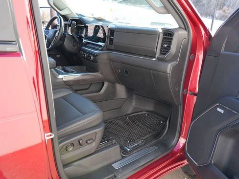 Used 2025 Chevrolet Silverado 3500 LTZ w/ LTZ Plus Package image 29