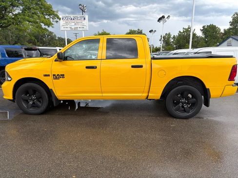 Used 2019 RAM 1500 Express w/ Wheel & Sound Group AWD/4WD image 8