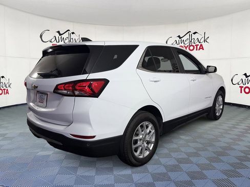 Used 2024 Chevrolet Equinox LT FWD image 8