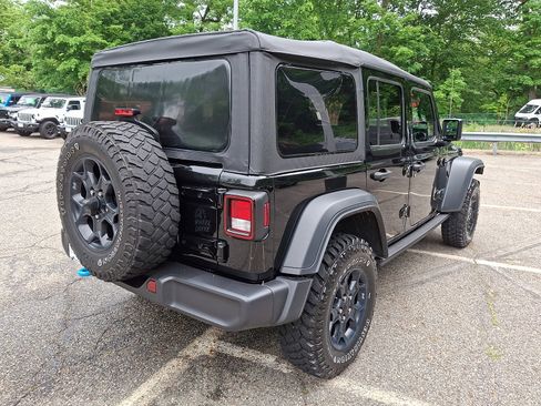 Certified 2023 Jeep Wrangler Unlimited w/ Convenience Group AWD/4WD image 7